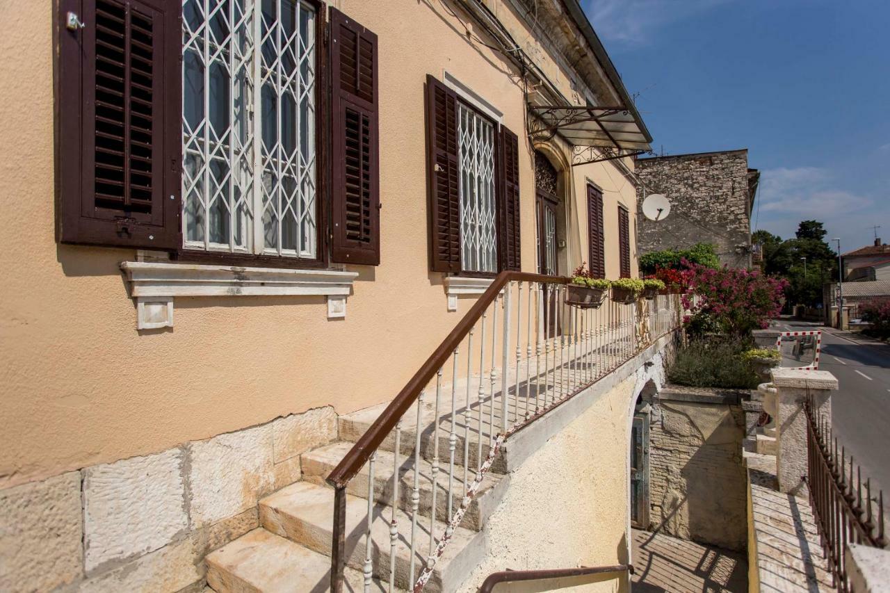 Emanuel Apartman Pula Exterior photo