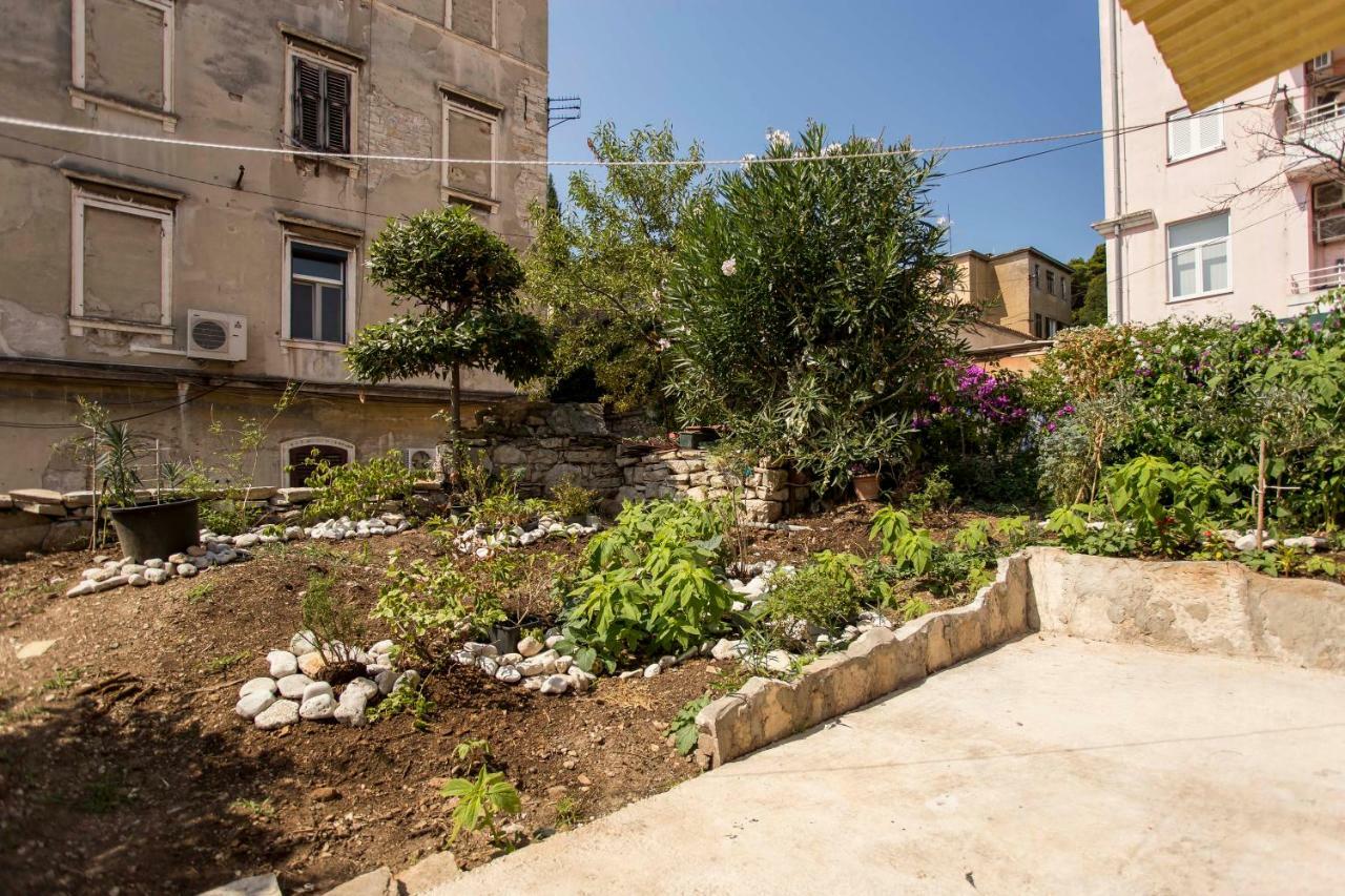 Emanuel Apartman Pula Exterior photo