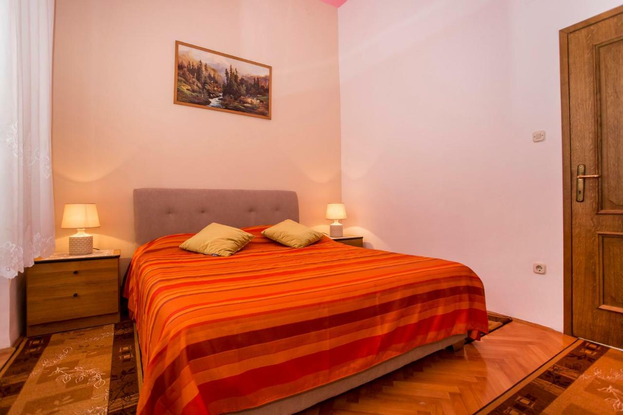 Emanuel Apartman Pula Exterior photo
