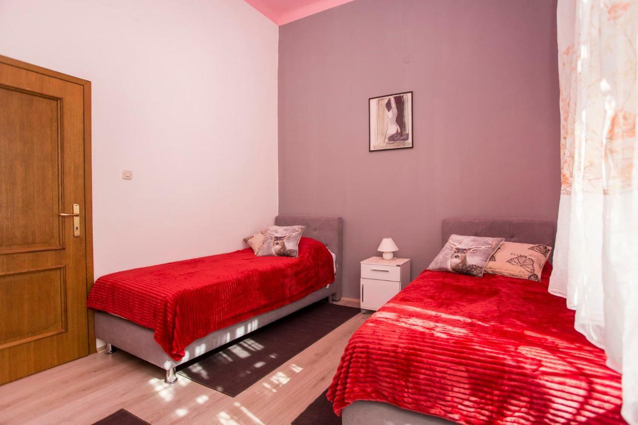 Emanuel Apartman Pula Exterior photo